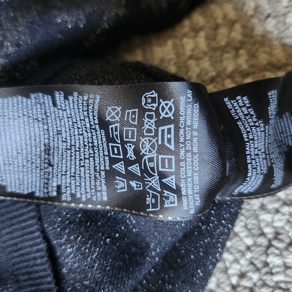 Marciano Sweater - Picture 6 of 9